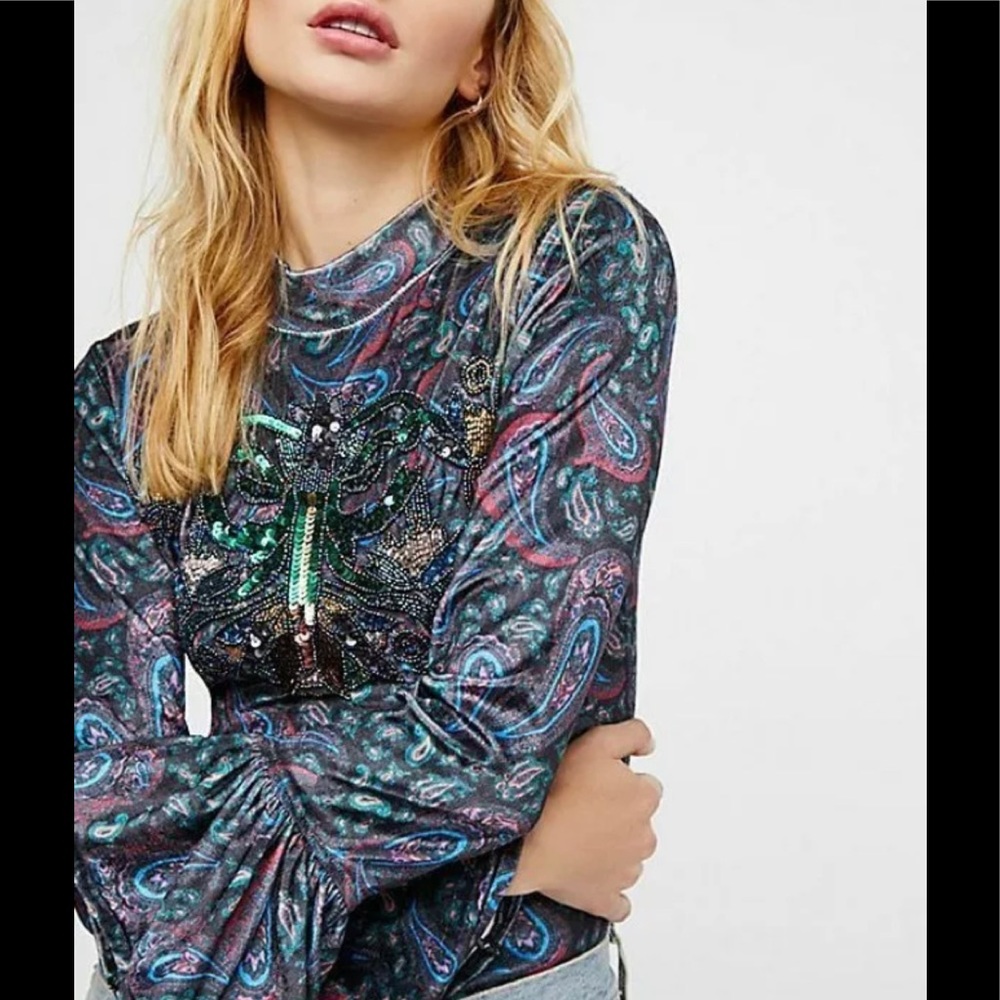 Free People |Tee Embellished Front Printed Blouse